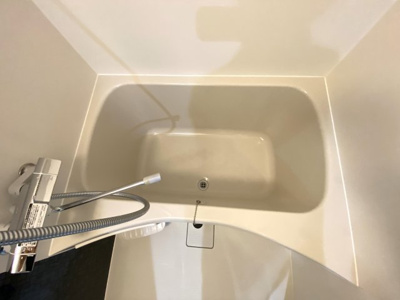 【浴室】 | エヌエムキャトフヴァンドゥーズ
