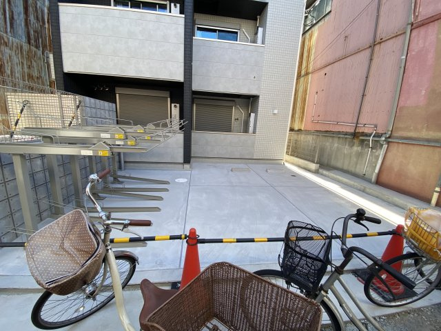 【駐車場】 | エヌエムキャトフヴァンドゥーズ