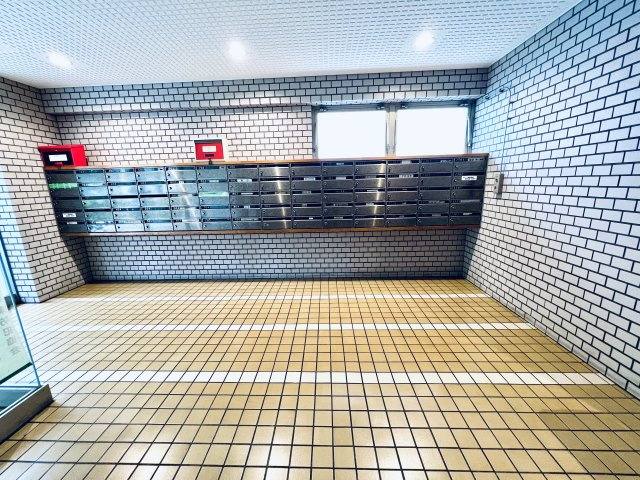アーバンメゾン東大島のその他共用部分|集合ポスト