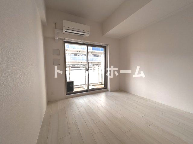 エスリードレジデンス大阪福島イーストの居間・リビング|選べる家電プランあり！！