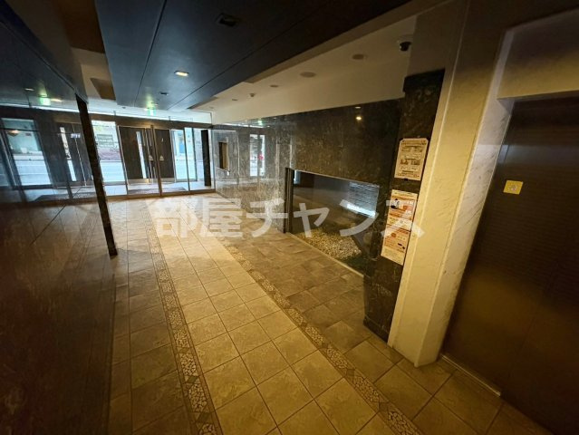 プレサンスNAGOYA桜通ビッグビートのロビー