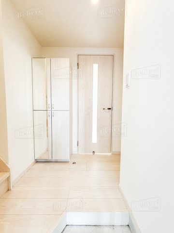 ＣＢ西久留米ラヴィドゥースの玄関|シューズボックス付きの玄関です☆