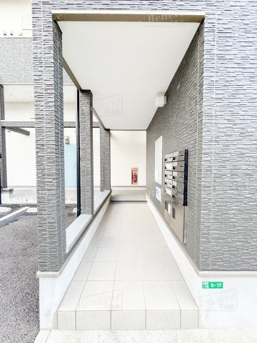 ＣＢ西久留米ラヴィドゥースのエントランス|清潔なエントランス♪