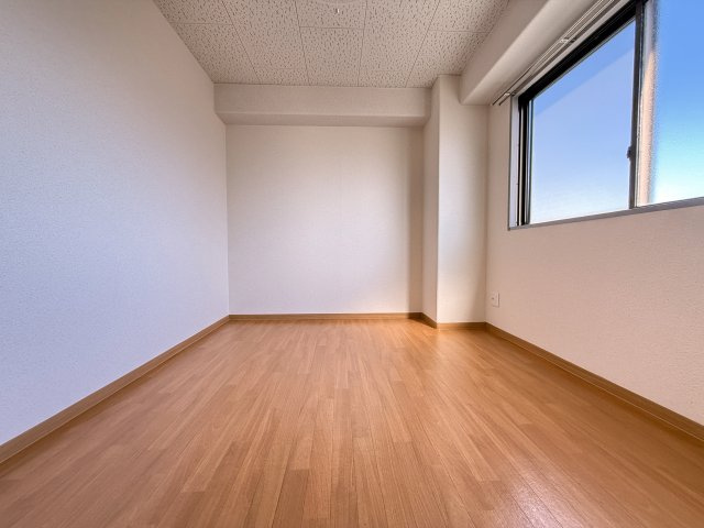 グランリーオの洋室