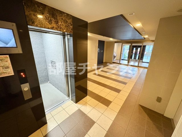 プレサンス池下トレスのロビー