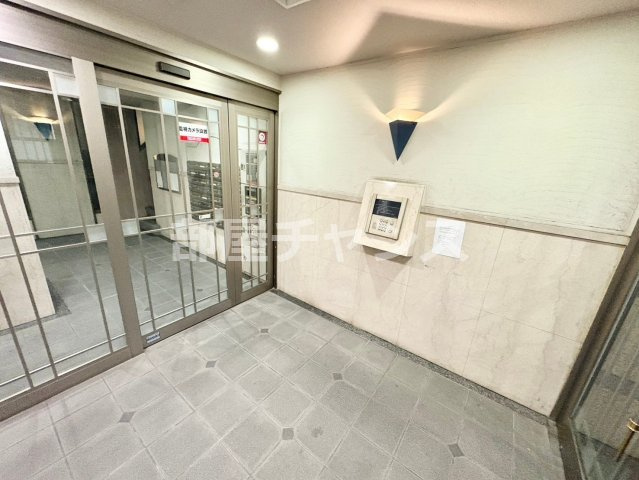 VIOLA KANAYAMAのエントランス