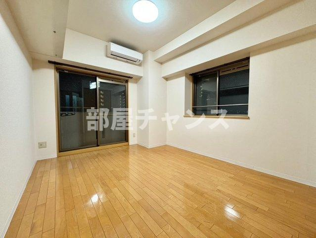 VIOLA KANAYAMAの居間・リビング