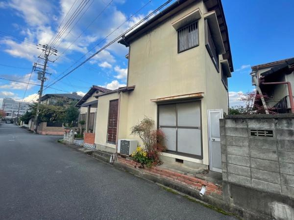和歌山市小倉　中古戸建の前面道路含む現地写真