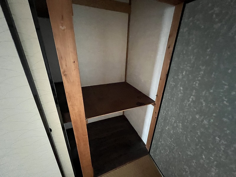 葛城市八川のアパートの内装
