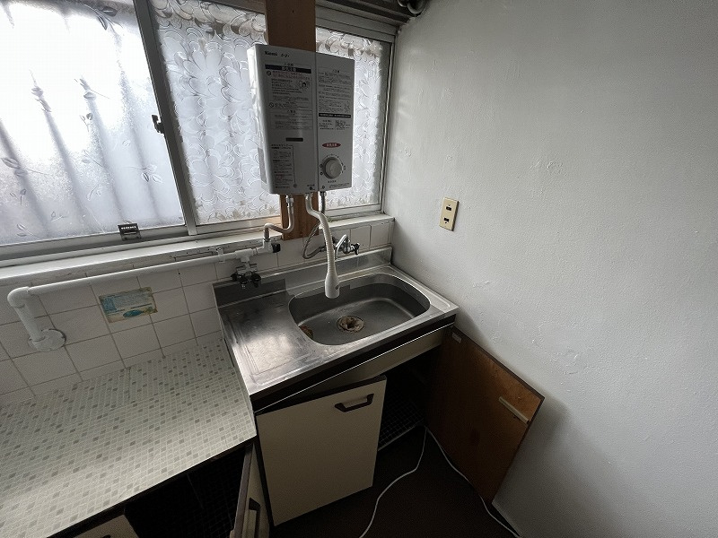 葛城市八川のアパートのキッチン