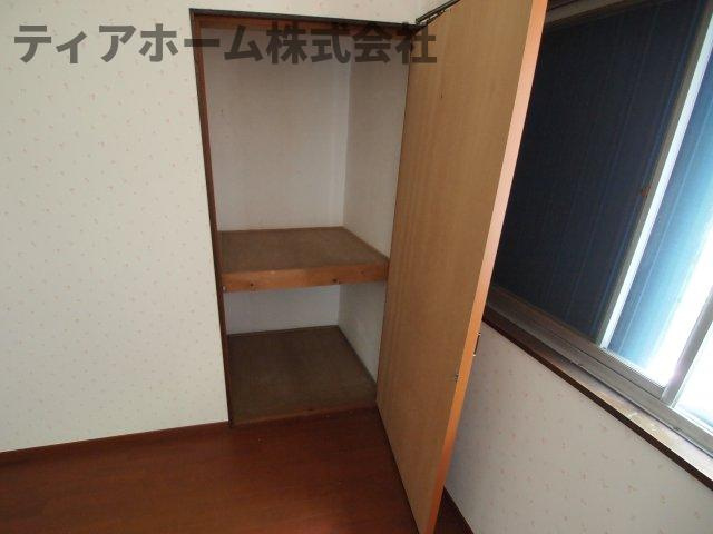 香芝市関屋戸建の収納|小物を収納するのに便利です