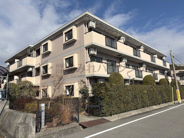 ハイタウン御殿山東の外観