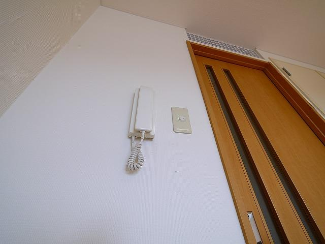 ファミール西大寺のセキュリティ|インターホン