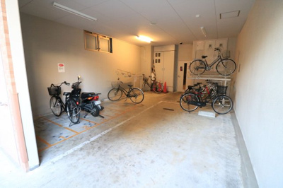 【その他共用部分】 | エス・キュート尼崎 | 駐輪場