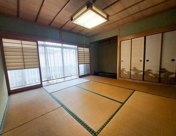 坂出市加茂町売戸建の和室