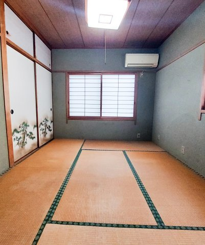 坂出市加茂町売戸建の和室|２階和室