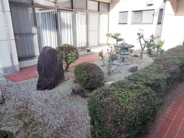 坂出市加茂町売戸建の庭