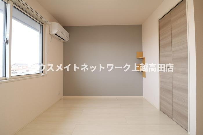 レガーロ潟町の内装|洋室