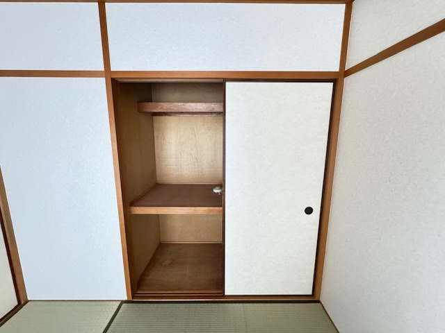 エスポワール岩湧の収納