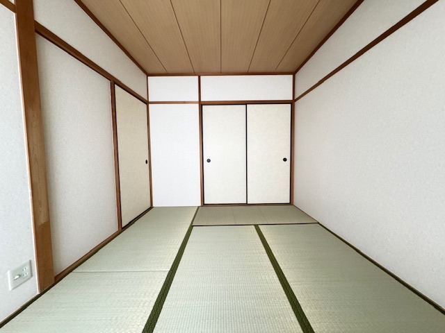 エスポワール岩湧の和室