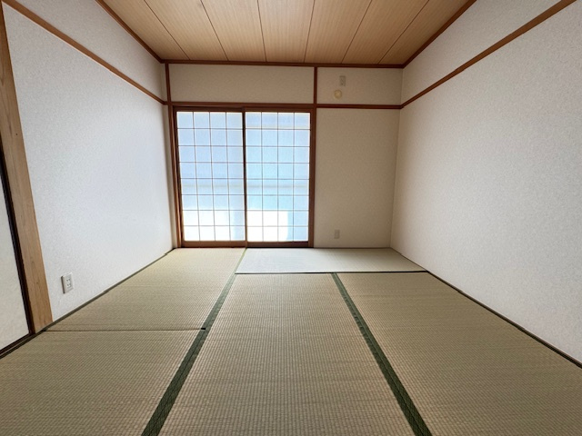 エスポワール岩湧の和室