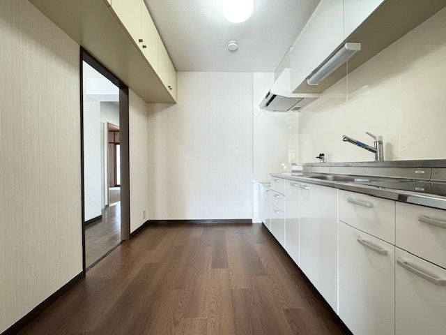 エスポワール岩湧のキッチン