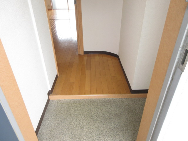 【玄関】 | 西川ハイツ
