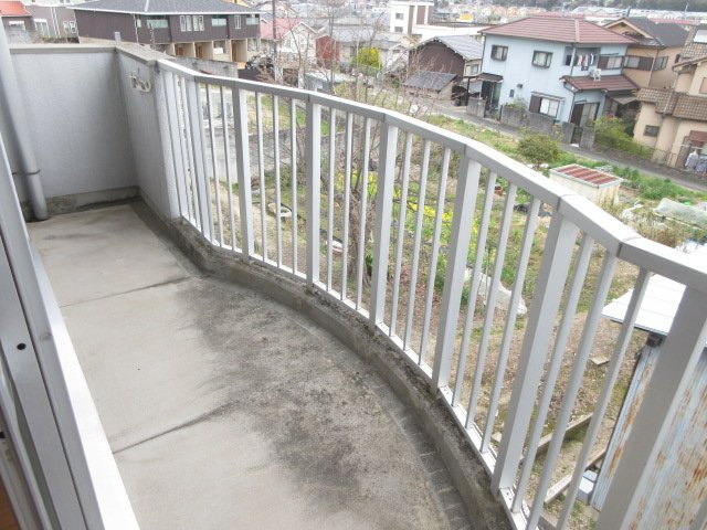 【バルコニー】 | 西川ハイツ