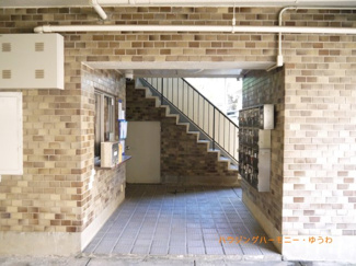 【エントランス】