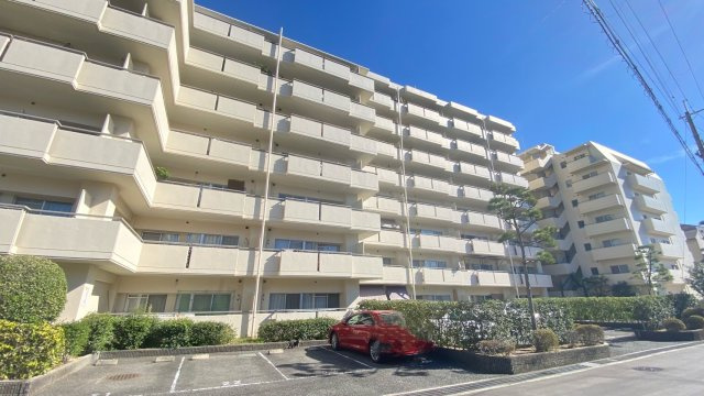 伊丹パーク・ホームズ3号棟の外観|外観