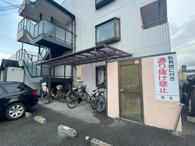 みどりマンションのその他共用部分|駐輪場、敷地内ゴミ置き場