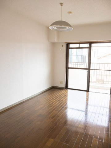 みどりマンションの洋室|イメージになります。