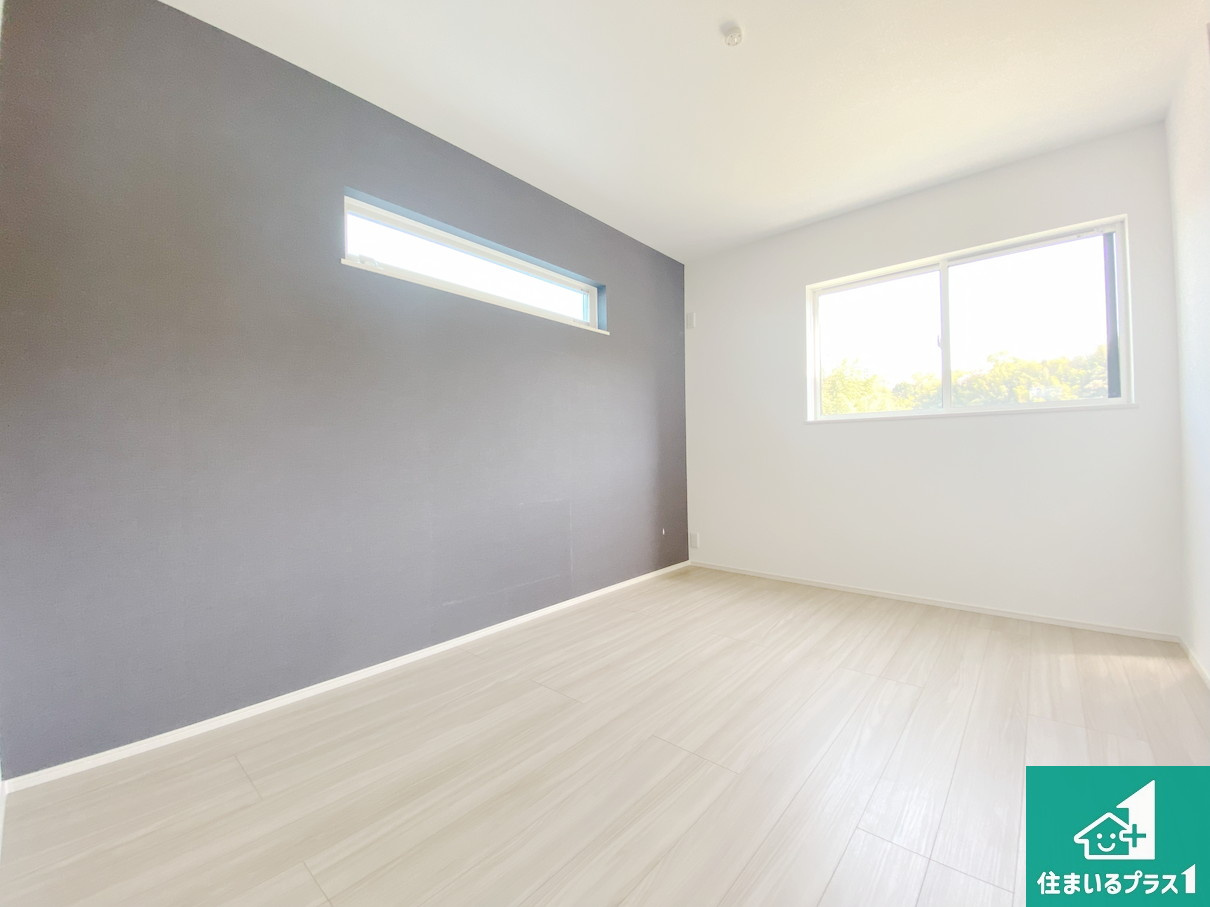 川西市多田院　第3期　新築一戸建ての洋室|シンプルな洋室は、自分好みのインテリアが楽しめます♪ご家族とインテリアや家具を選びに行くのは新築購入時の醍醐味の一つです。ぜひお楽しみください♪