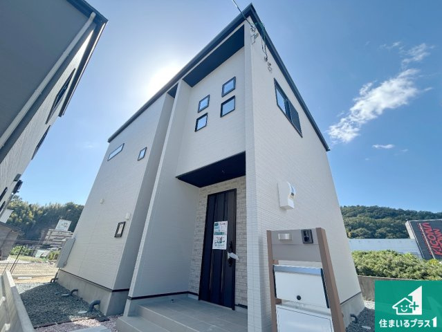 川西市多田院　第3期　新築一戸建ての外観|安心の10年保証！外観を美しく保ち、雨水で汚れを落とします！気になることがありましたら、お気軽にお問い合わせください！