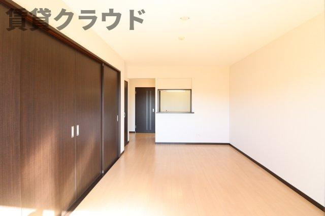 エミネンス・パティオの居間・リビング|ゆったりとしたリビングです