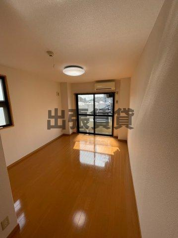 仲介手数料0円！！ラファエル社が丘の居間・リビング