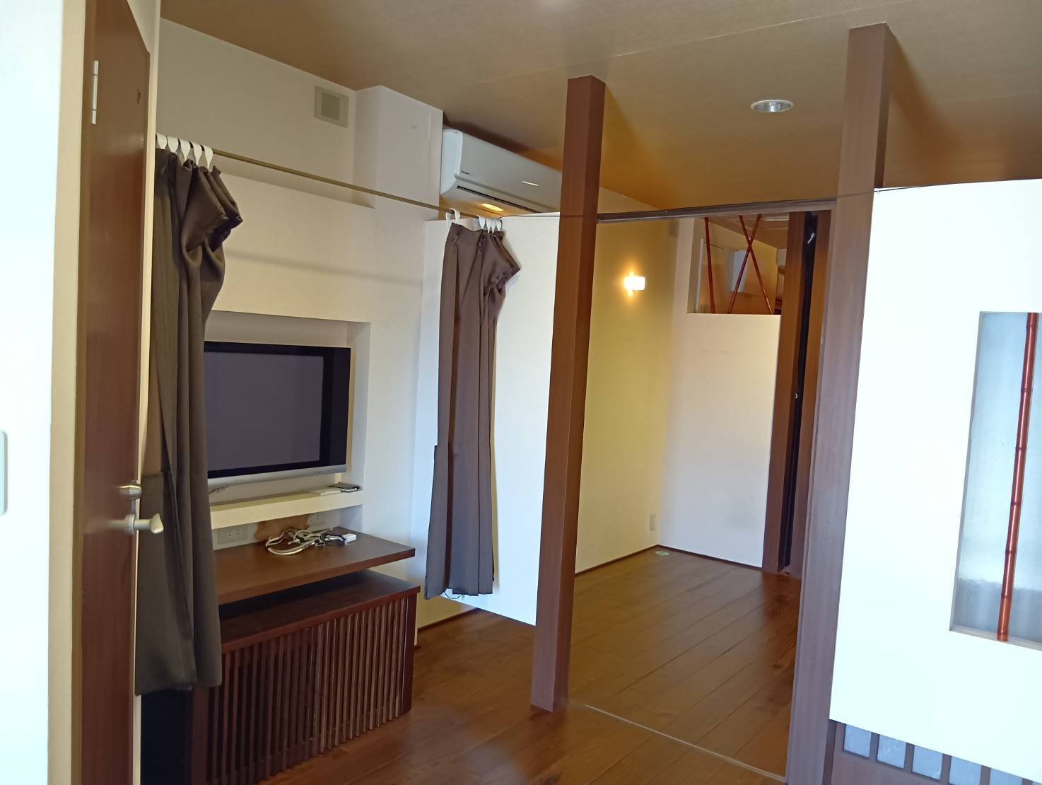 草津市平井２丁目の店舗事務所の内装|中はこのようになっています