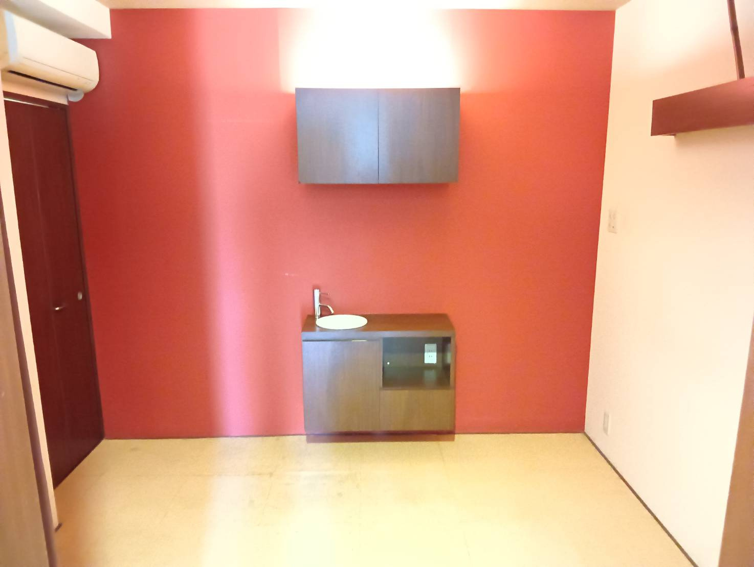 草津市平井２丁目の店舗事務所の内装|室内です