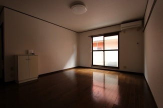 【居間・リビング】 | エクセルハイツ | 洋室10帖