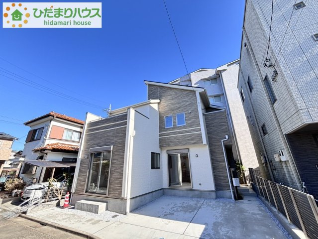 上尾市二ツ宮　2期　新築一戸建て　ブルーミングガーデン　01の外観|小学校まで徒歩10分以内！通学も安心です