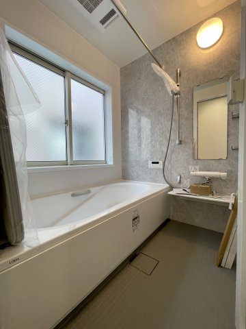 練馬区西大泉3丁目　穏やかな街並み　限定1棟の浴室