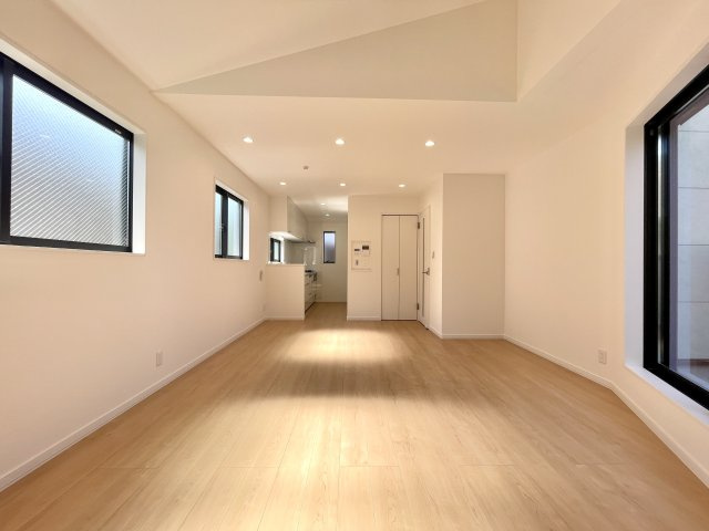 練馬区西大泉3丁目　穏やかな街並み　限定1棟の居間・リビング