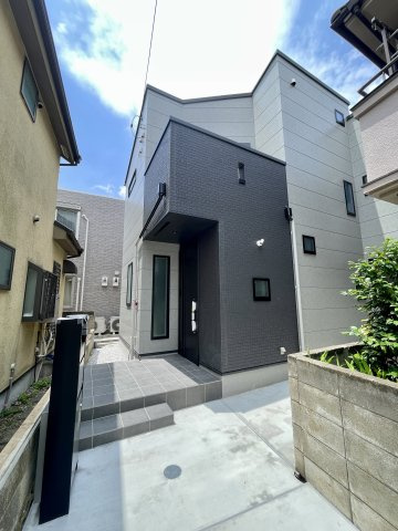 練馬区西大泉3丁目　穏やかな街並み　限定1棟の外観