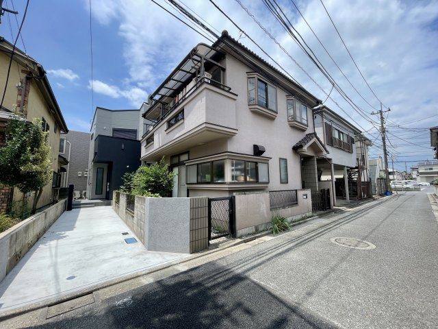 練馬区西大泉3丁目　穏やかな街並み　限定1棟の前面道路含む現地写真