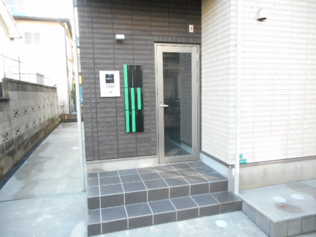 リブフラット小岩のエントランス