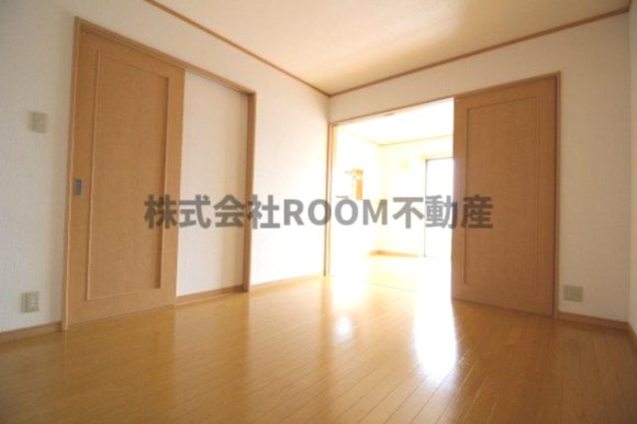 かのんハウス２番館の洋室|コンパクトで使いやすい洋室です