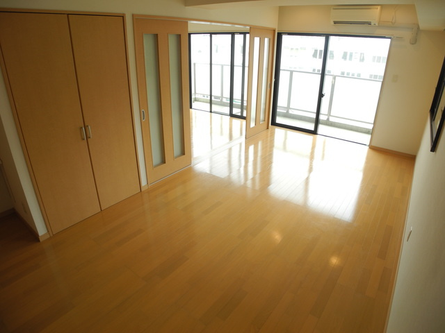 コア古川町の内装
