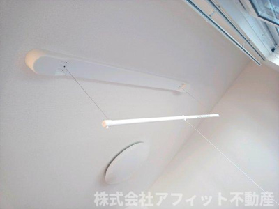 【その他】 | グランフェリシアI | 室内物干し※イメージです