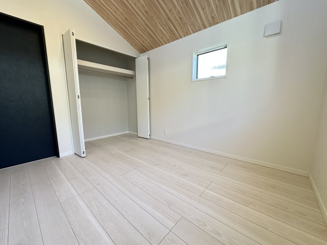 秦野市曽屋 スカイバルコニー付き長期優良住宅の洋室