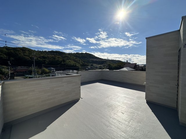 秦野市曽屋 スカイバルコニー付き長期優良住宅のバルコニー